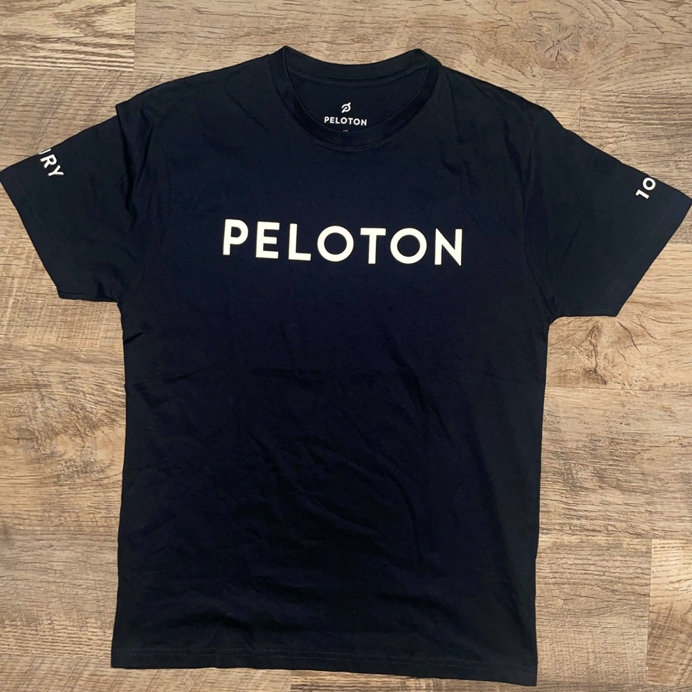 Peloton 100 Century Xsamll Black Tee